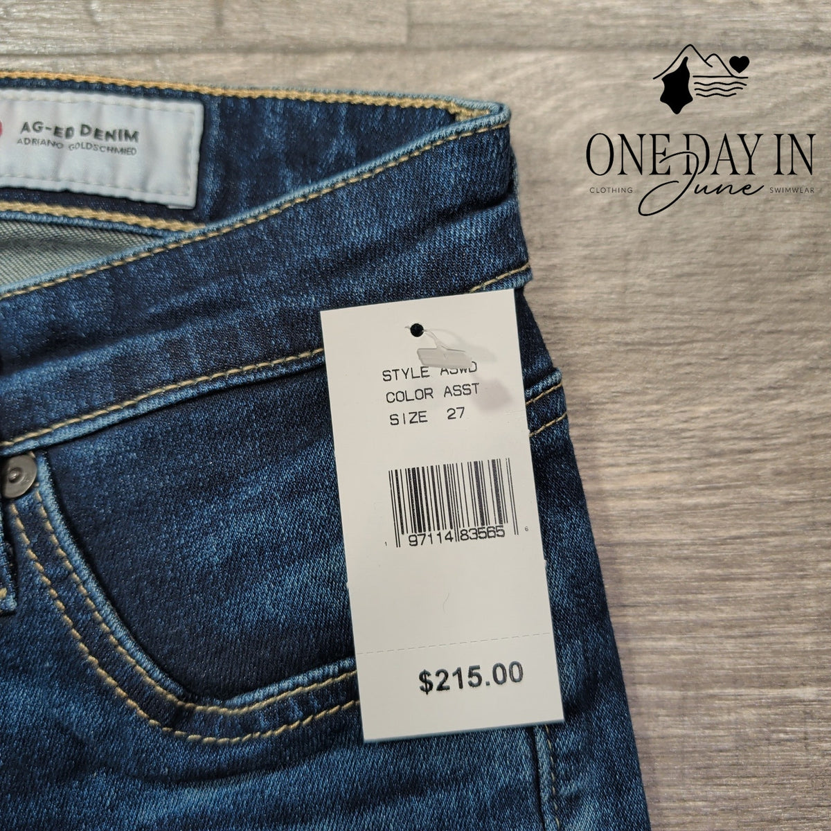 AG Adriano Goldschmied Straight Leg Jeans Dark Wash Blue NWT Size 4 (27)