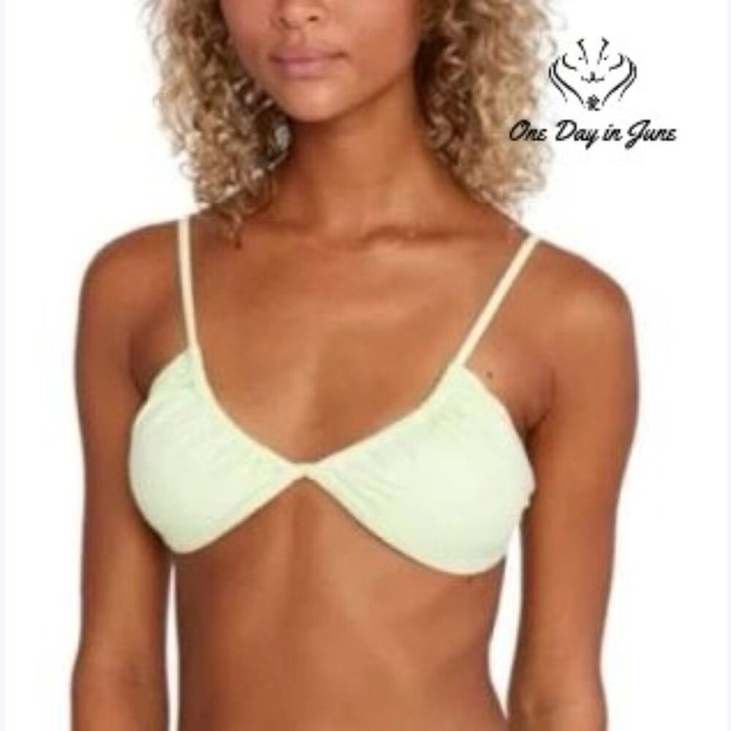RVCA Solid Trilette Bikini Top Green Ruched Triangle NWT Size L