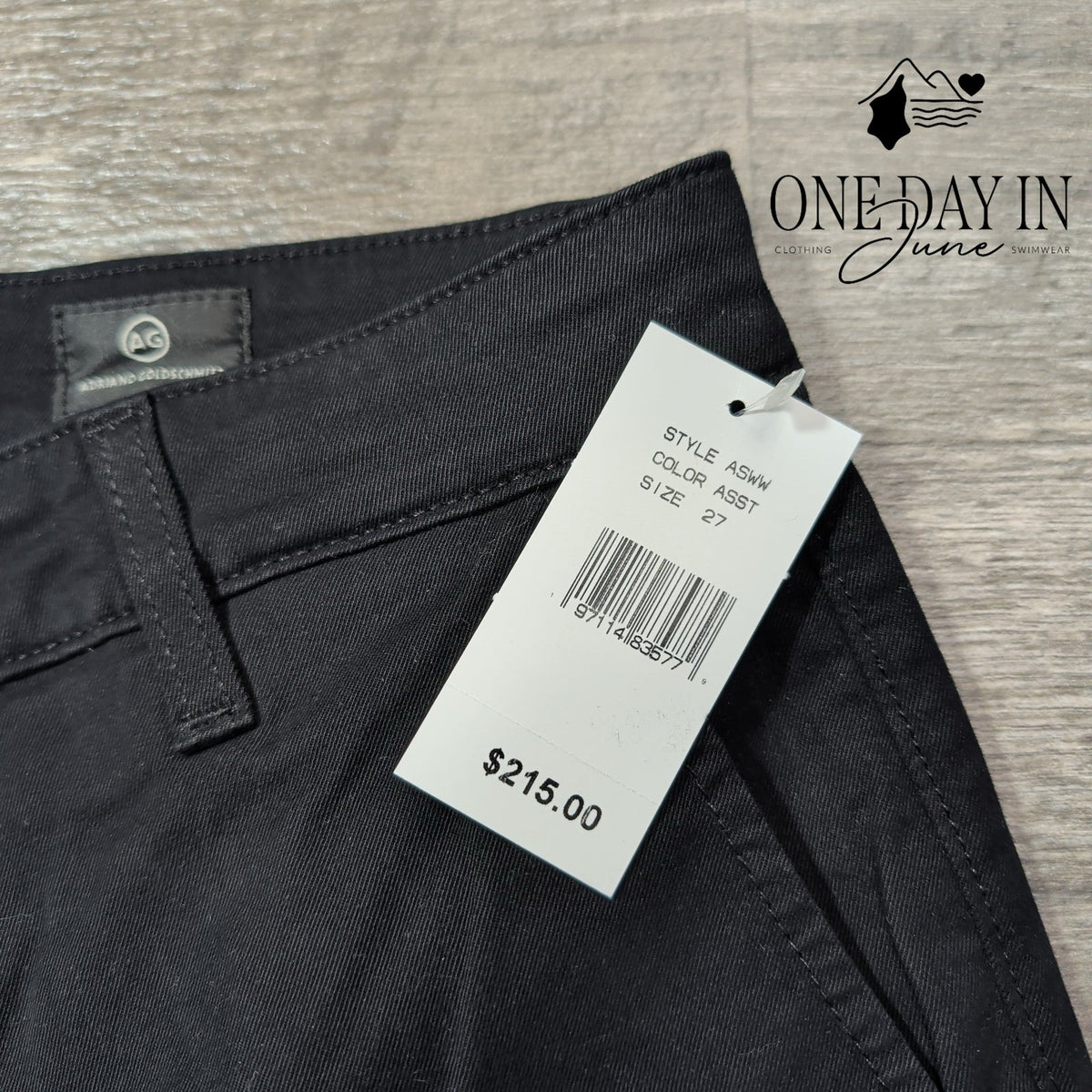 AG Adriano Goldschmied The Layla Cropped Flare Trouser Pants Black NWT Size 4