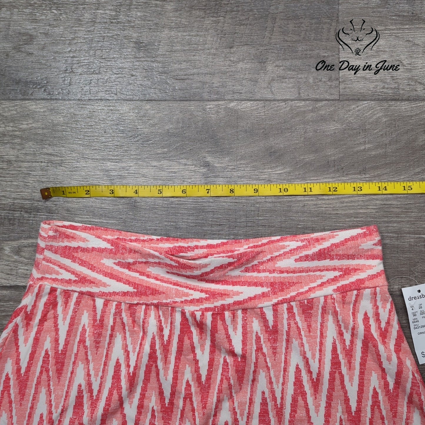 Dress Barn Pull On Mini Skirt Size S