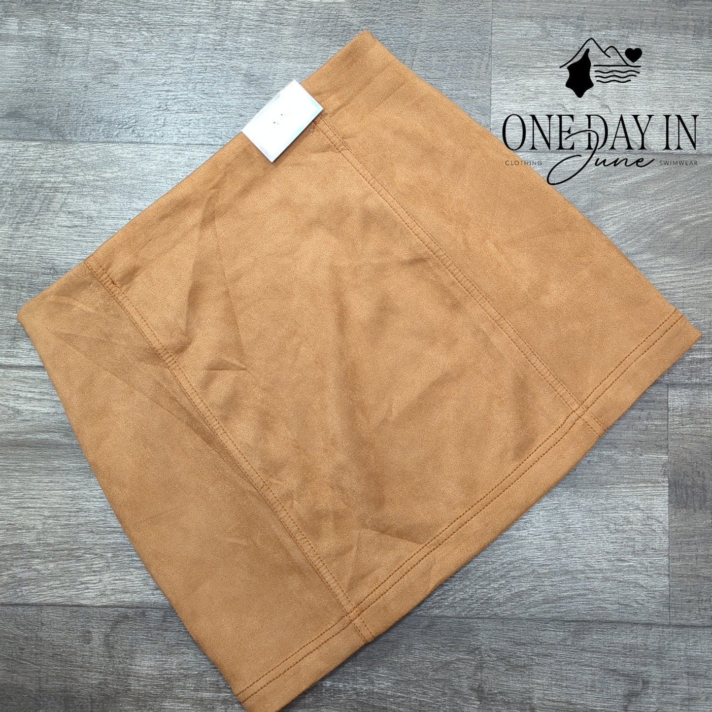 Tinseltown Faux Suede Mini Skirt Size L