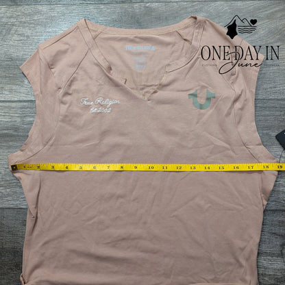 True Religion Horseshoe V Notch Tee Stucco Pink NWT $62 Size L