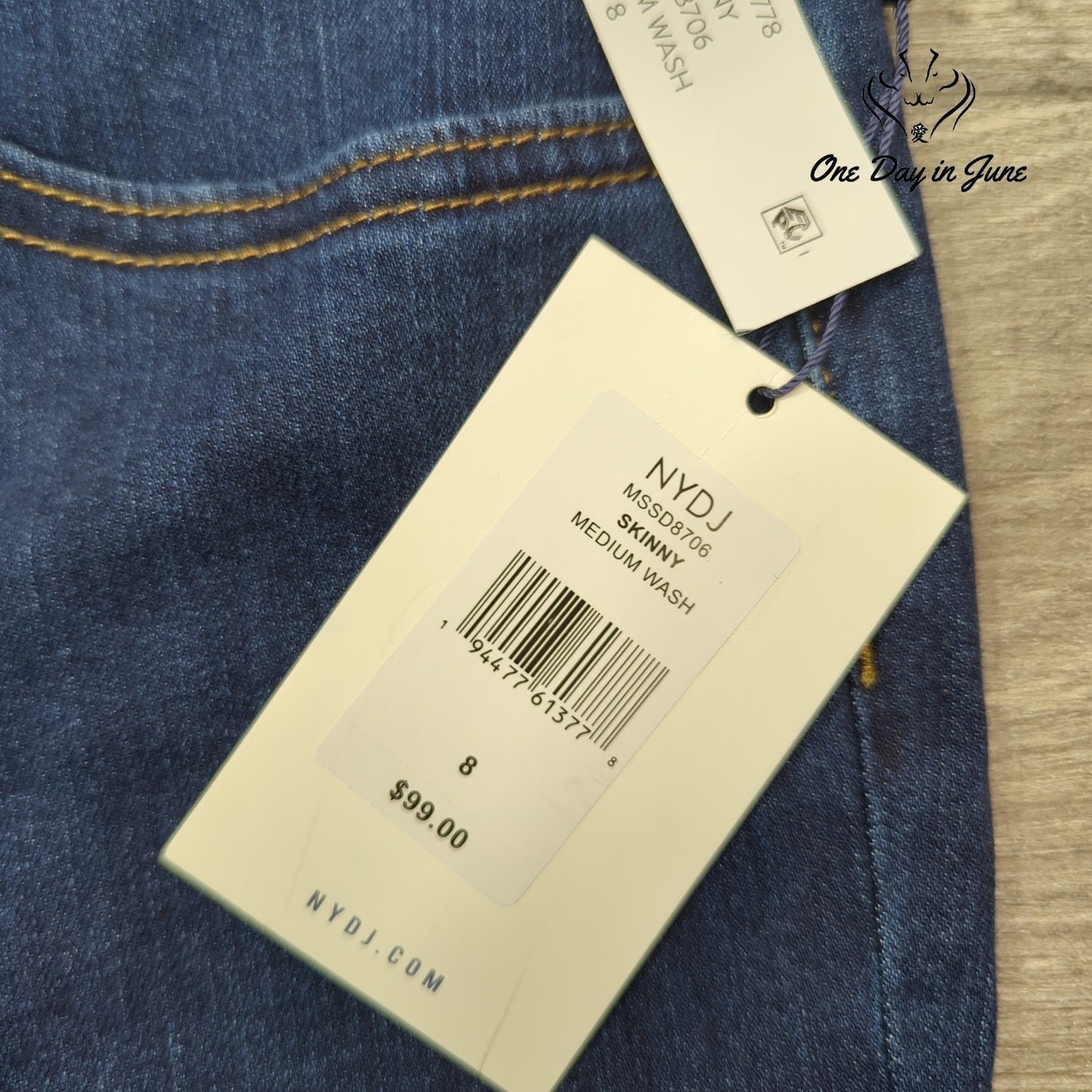 Not Your Daughter's Jeans Skinny Jeans Medium Wash Lift Tuck Stretch NWT Size 8