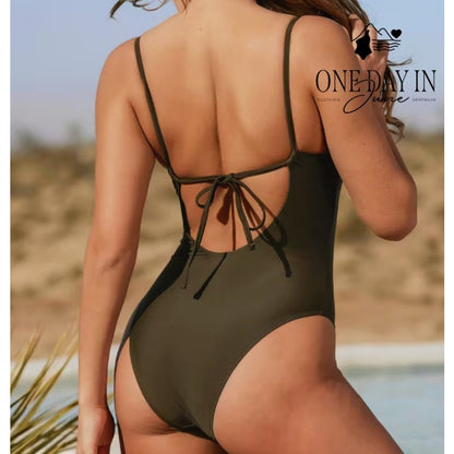 Cupshe Underwire High Cut One Piece Swimsuit Size S