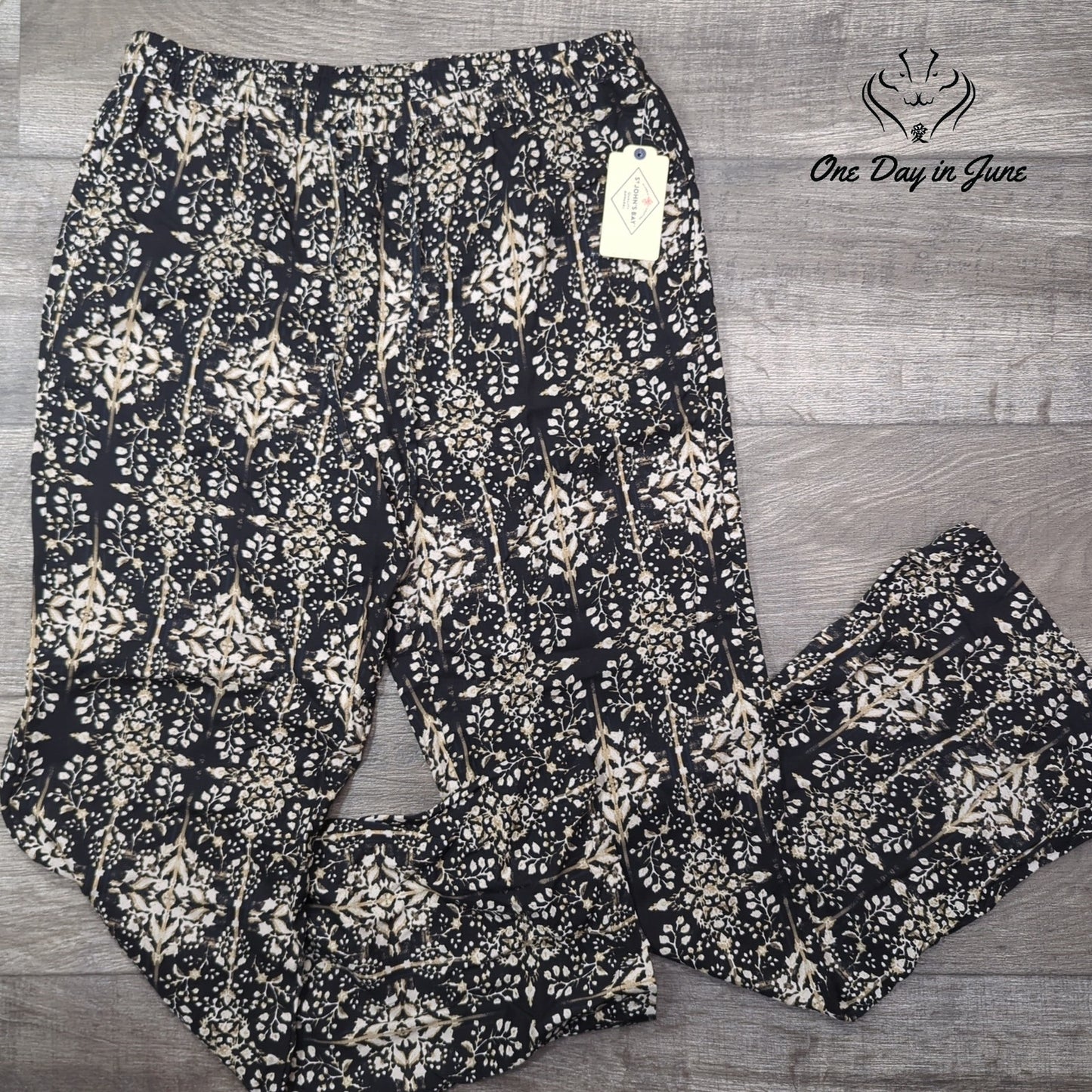 St. John's Bay Drawstring Casual Pants Size M