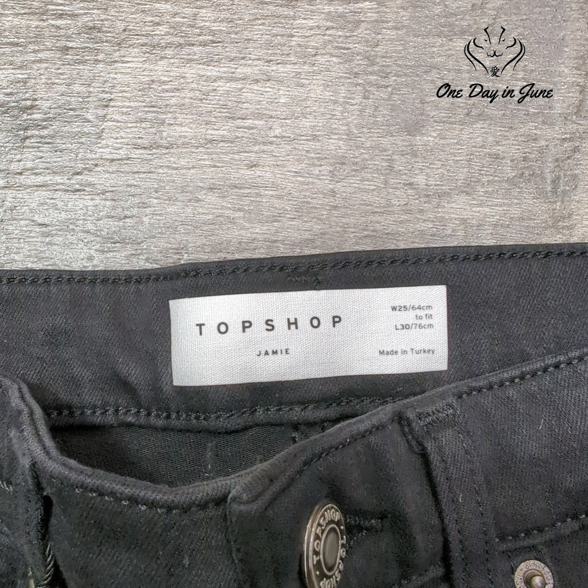 Topshop Jamie High Rise Distressed Skinny Jeans Black NWT Size 25 (0)
