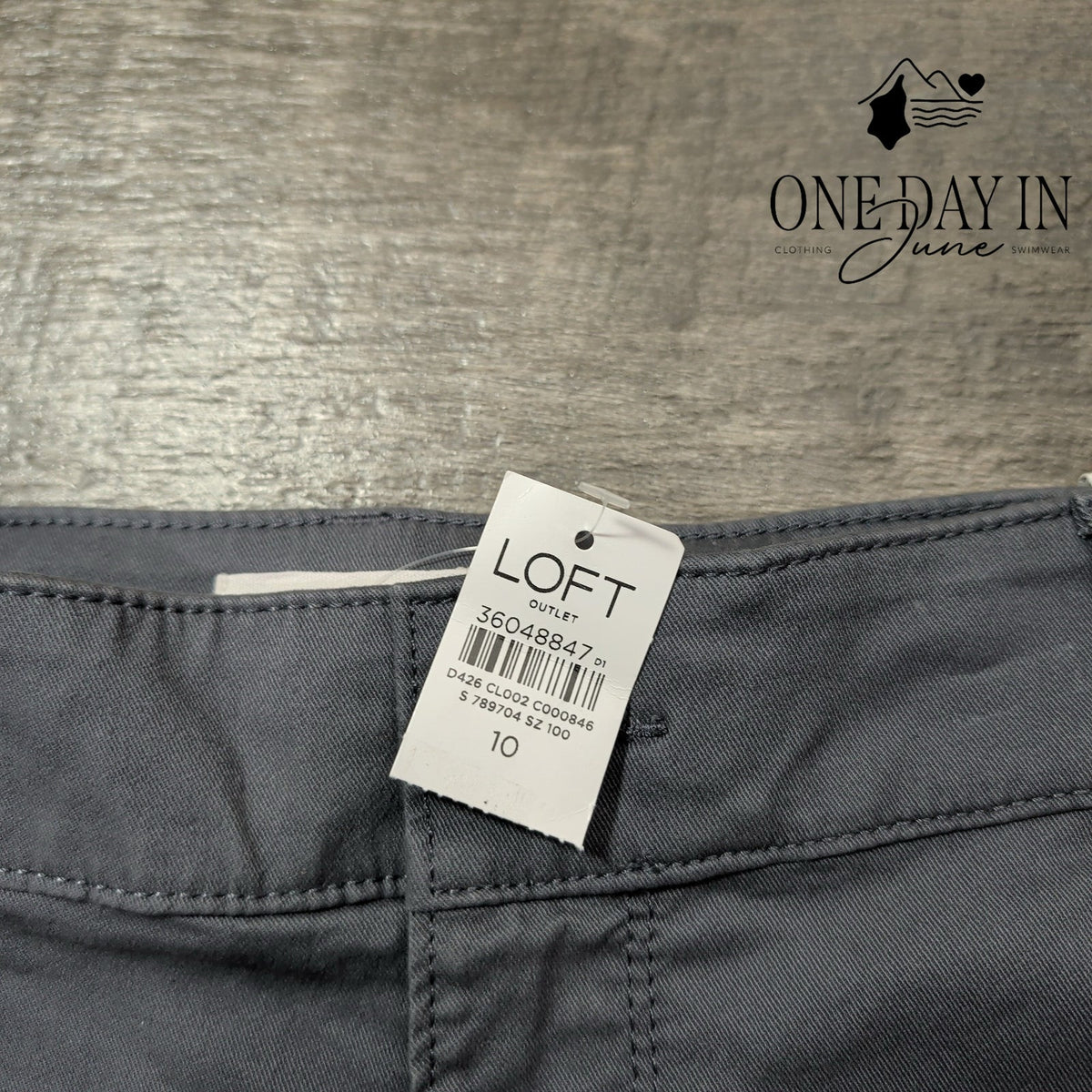 Loft Monroe Straight Pants Gray Mid Rise Chino Trousers NWT Size 10