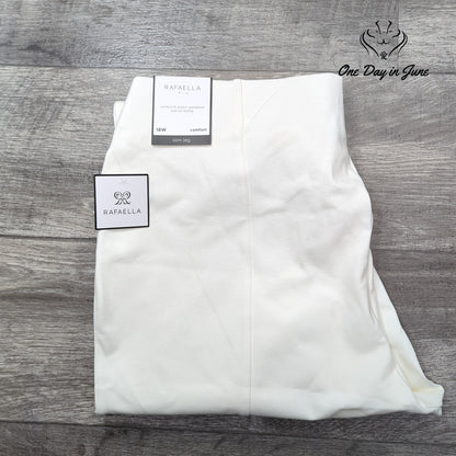 Rafaella Plus Size Slim Leg Comfort Waist Pants Size 18W