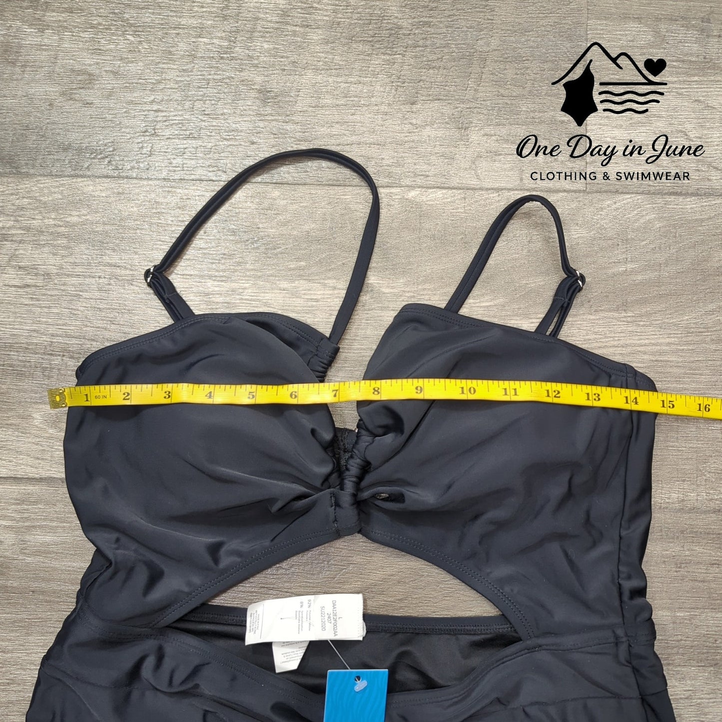 Cupshe Cutout One Piece Swimsuit Size L