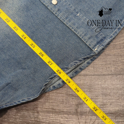 True Religion Snap Front Long Sleeve Shirt Size S