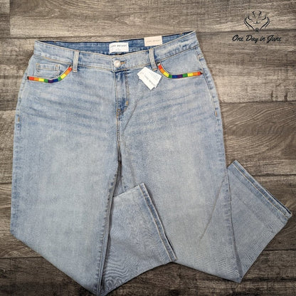 Lane Bryant Mid Rise Boyfriend Capri Jeans Size 14