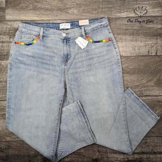 Lane Bryant Mid Rise Boyfriend Capri Jeans Size 14