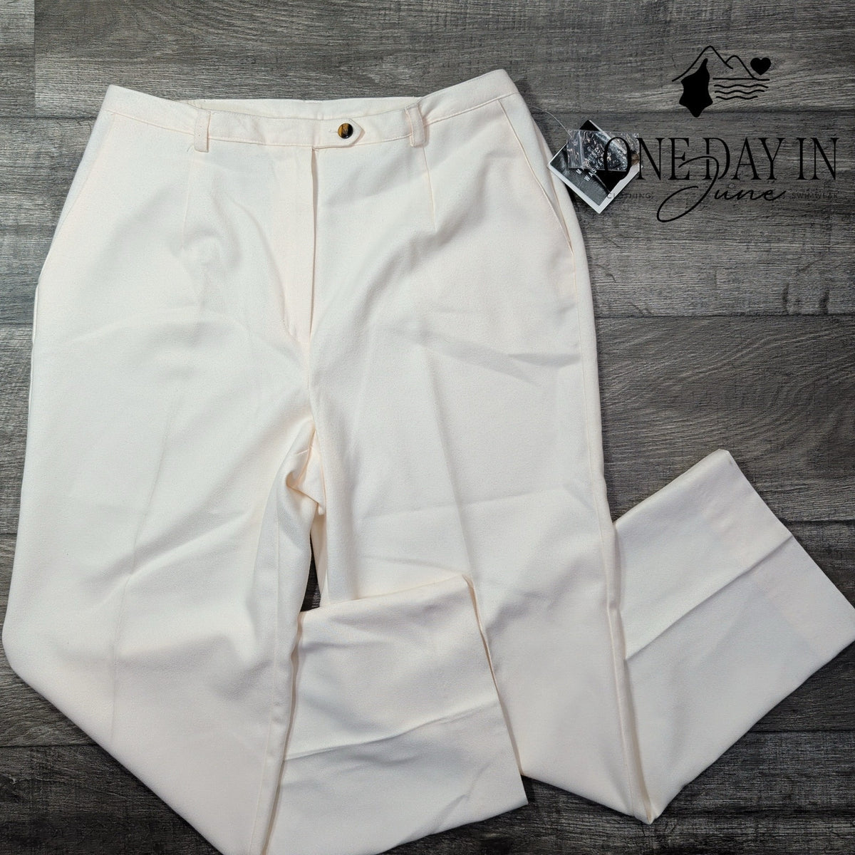 Sag Harbor Softest Touch High Rise Dress Pants Vanilla Cream NWT Size 14