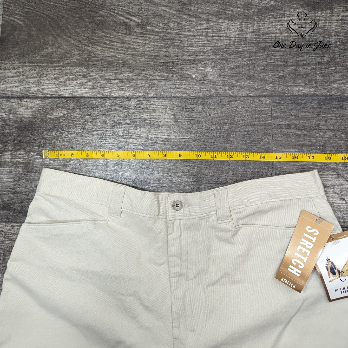 Lee Plain Front Tapered Leg Pants Size 16