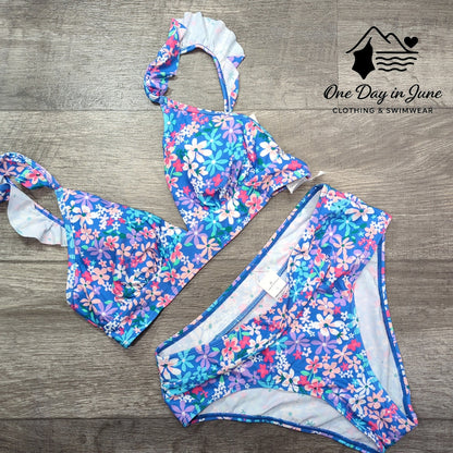Cupshe Ruffle Shoulder Floral Bikini Swimsuit Size M