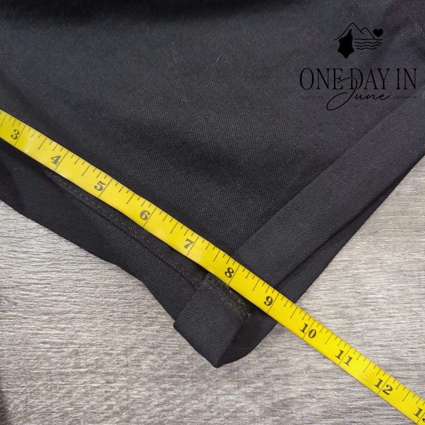 Old Navy High Rise Wow Denim Shorts Size 0