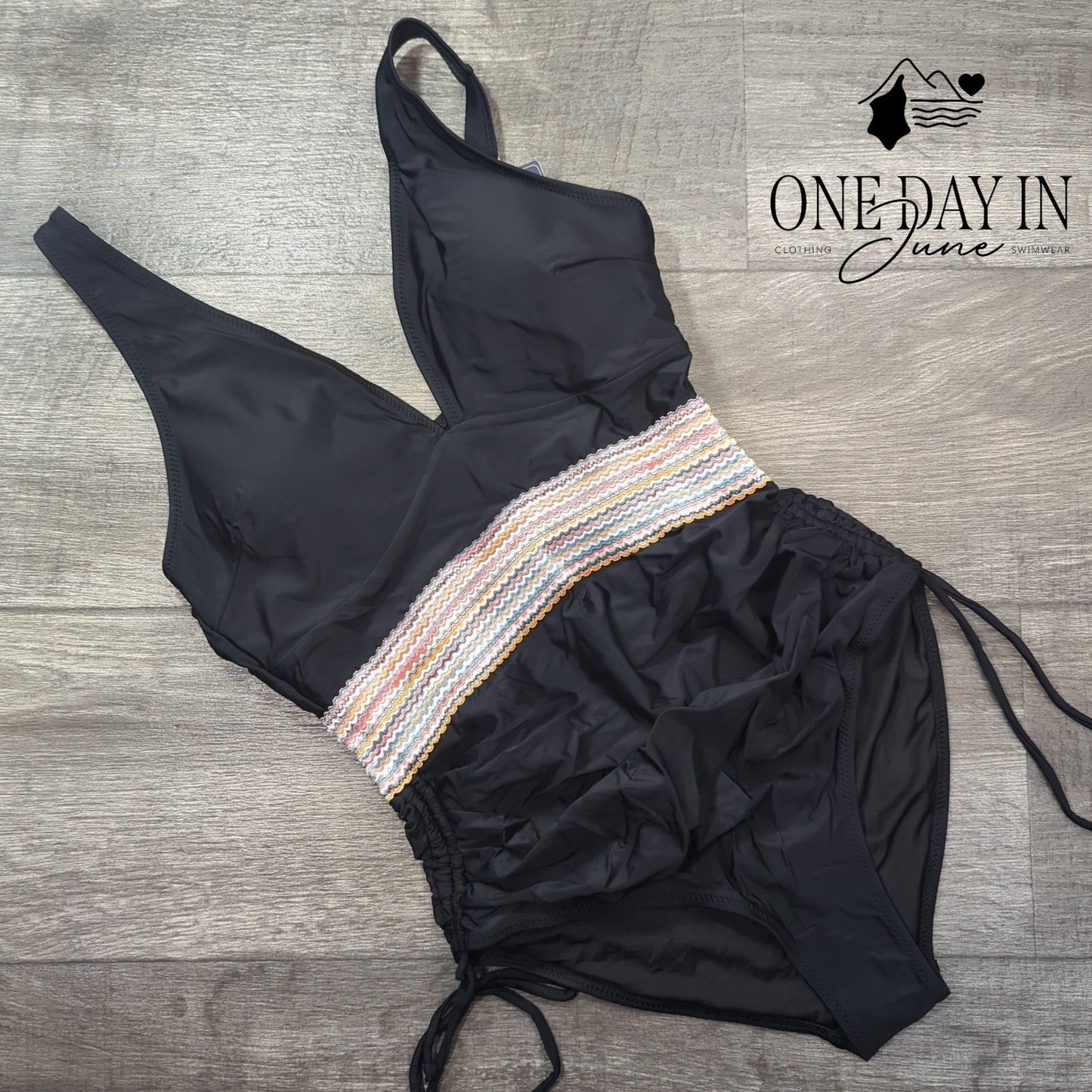 Blooming Jelly Tummy Control One Piece Swimsuit Size M