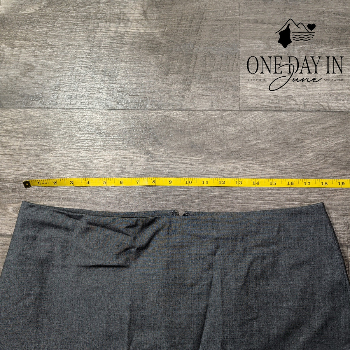 Talbots Petite Classic Pencil Skirt Charcoal Gray Lined Career Size 14P