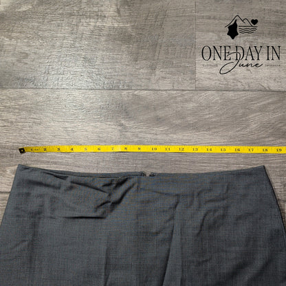 Talbots Petite Classic Pencil Skirt Charcoal Gray Lined Career Size 14P