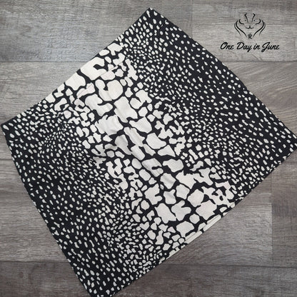 J.Crew Mini Skirt Size 6 Black White Abstract Animal Print Cotton Size 6