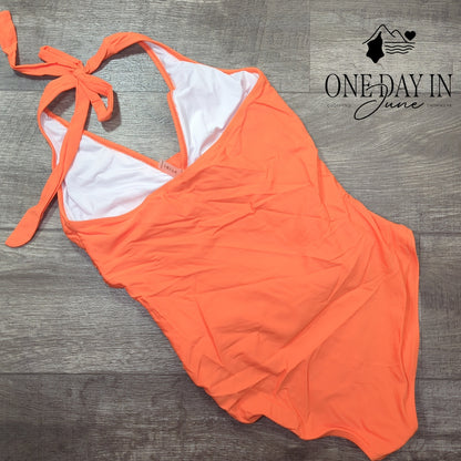 CharmLeaks Halter Twist Front One Piece Swimsuit Size L