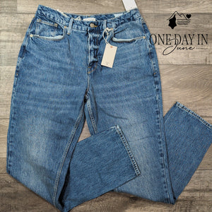 Good American Good 90s Icon Straight Leg Jeans Blue952 High Rise NWT Size 14
