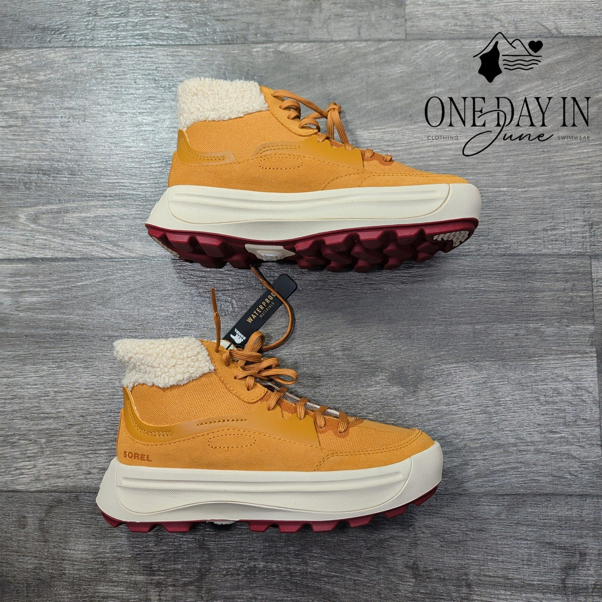 Sorel Callsign Horizon Mid GTX Waterproof Boots Canyon Gold NWT Size 7