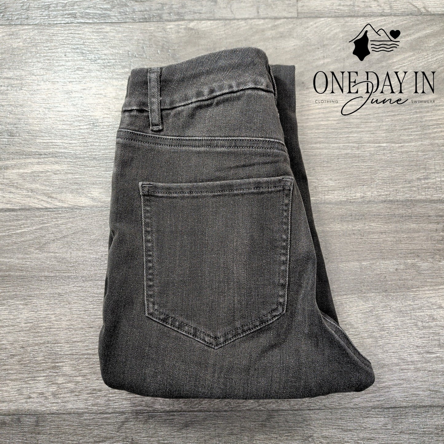 Express Skinny High Rise Jeans Size S (0/2/4)
