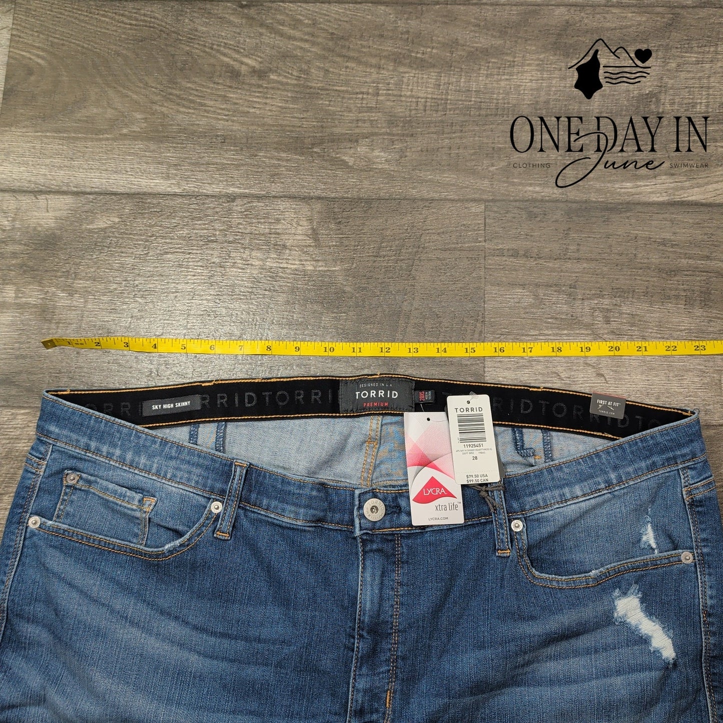 Torrid Plus Size Sky High Skinny Ankle Jeans Size 28