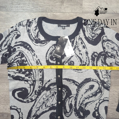 Premise Studio Snap Front Swetaer Size XS
