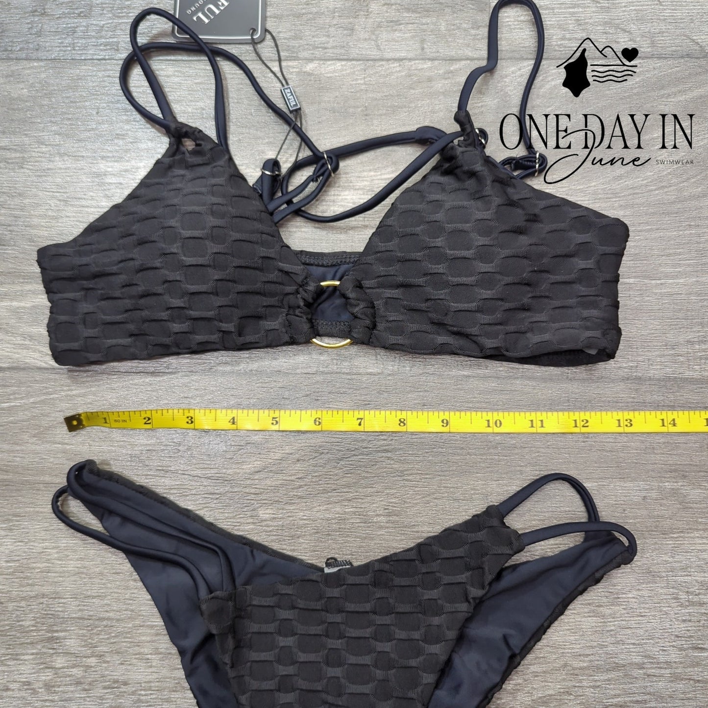 Zaful Ring Front Textured Bikini Swimsuit Size S