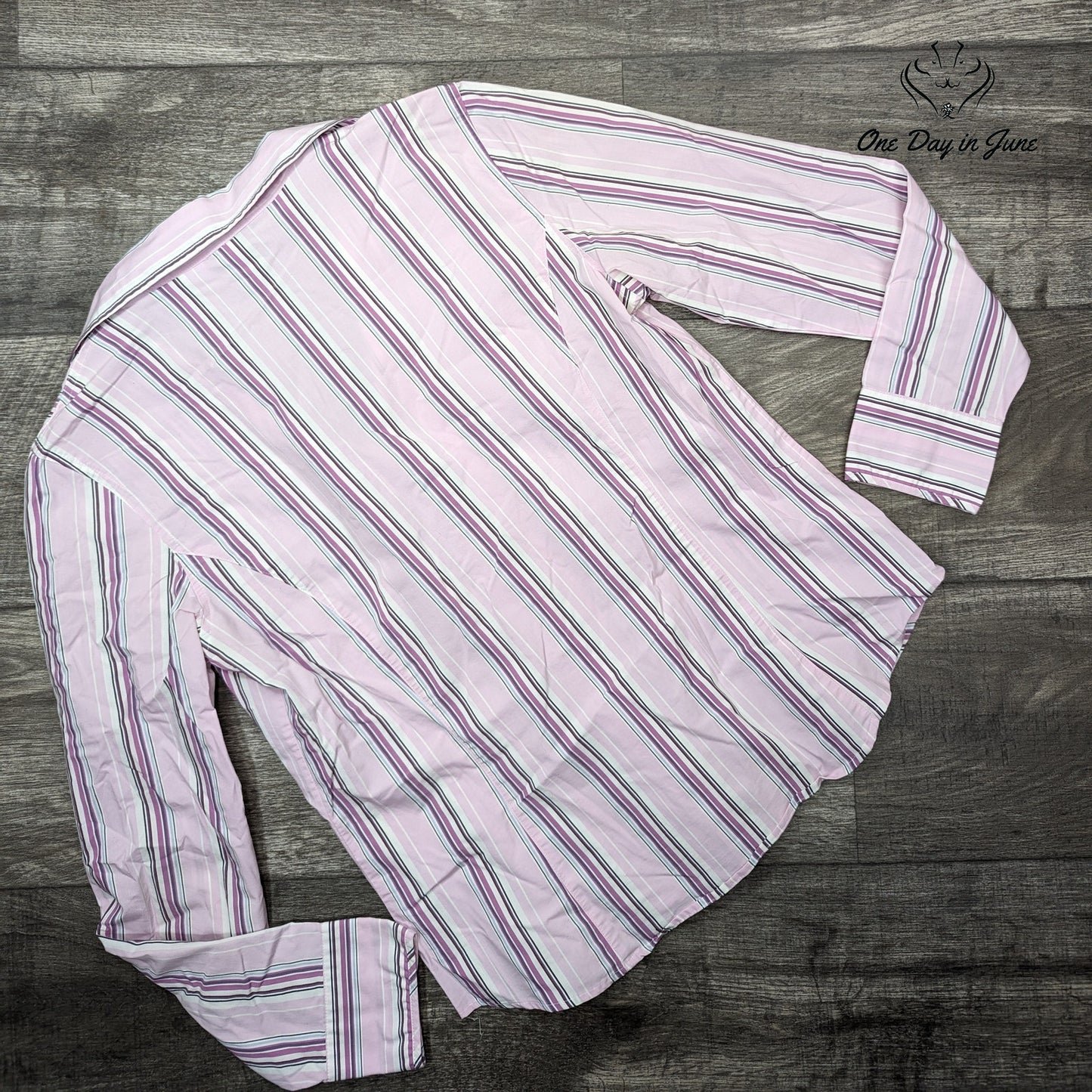 G.H. Bass Vintage Button Down Top Size M