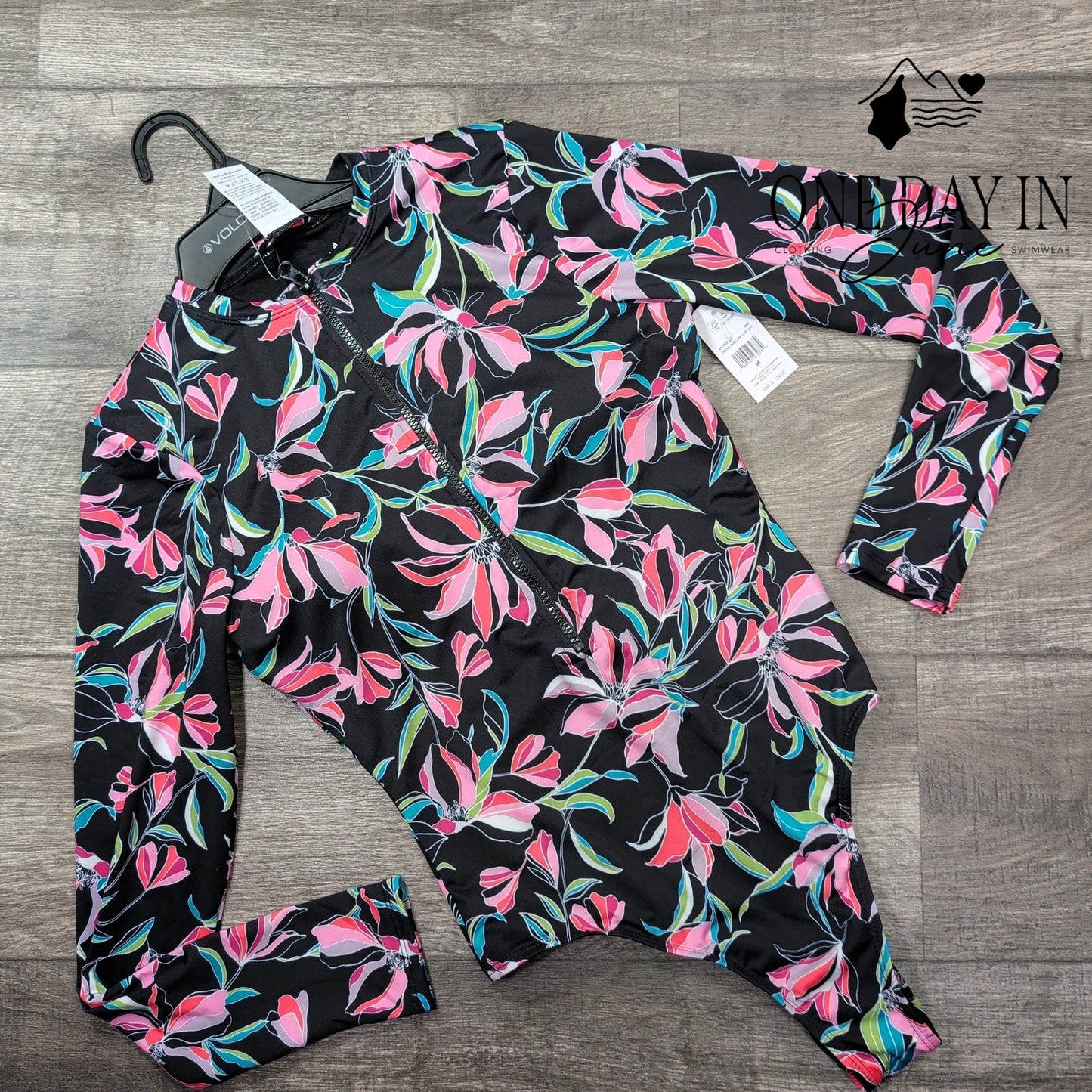 Volcom Long Sleeve Rash Guard Cheeky One Piece Swimsuit Size M