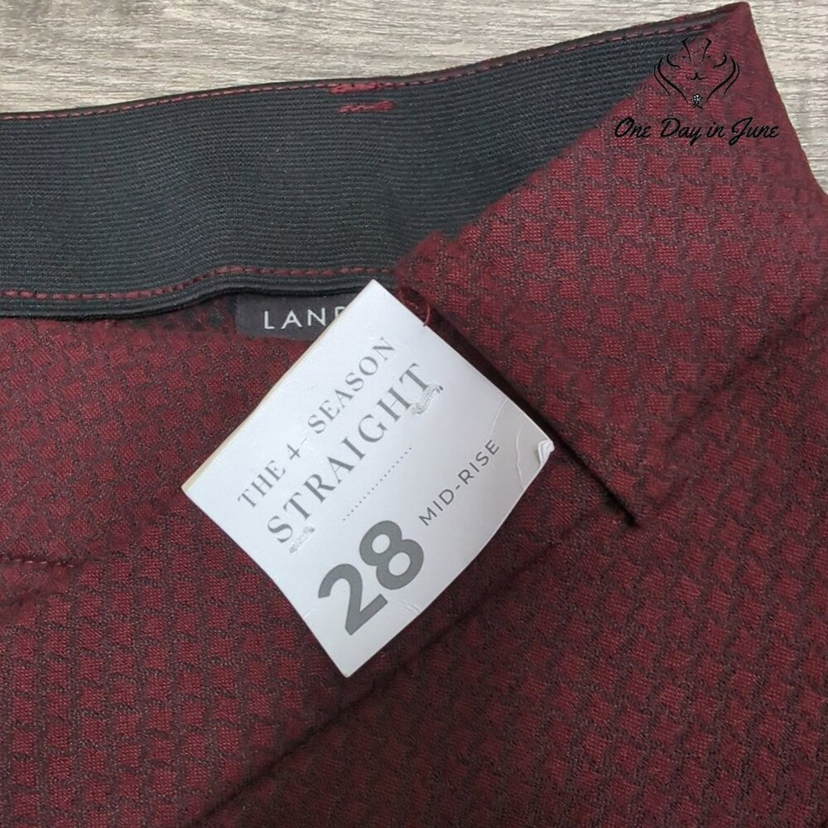 Lane Bryant 4 Season Straight Leg Pants Burgundy Print Stretch NWT Size 28