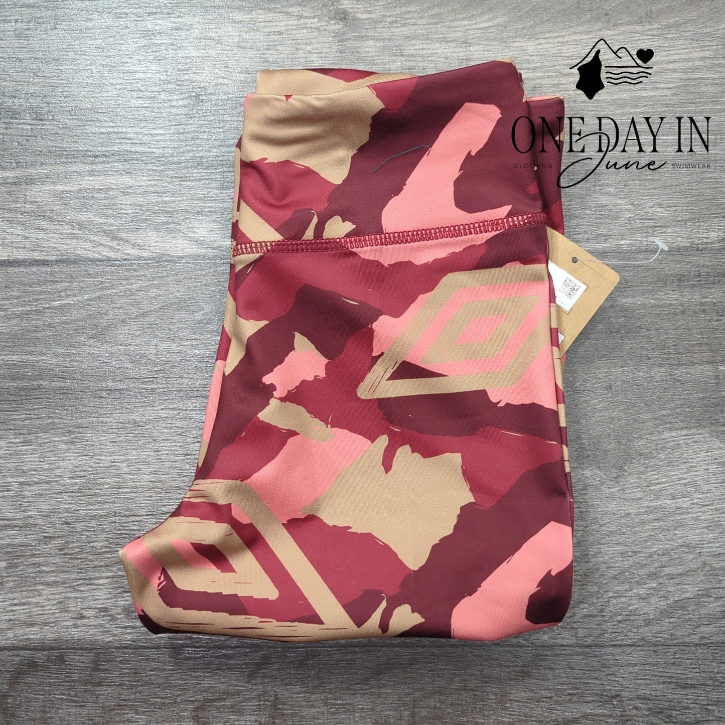 Umbro Pink Camo Leggings Size M