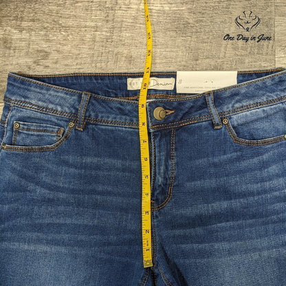 Cato Est 1969 Skinny Crop Jeans Size 8