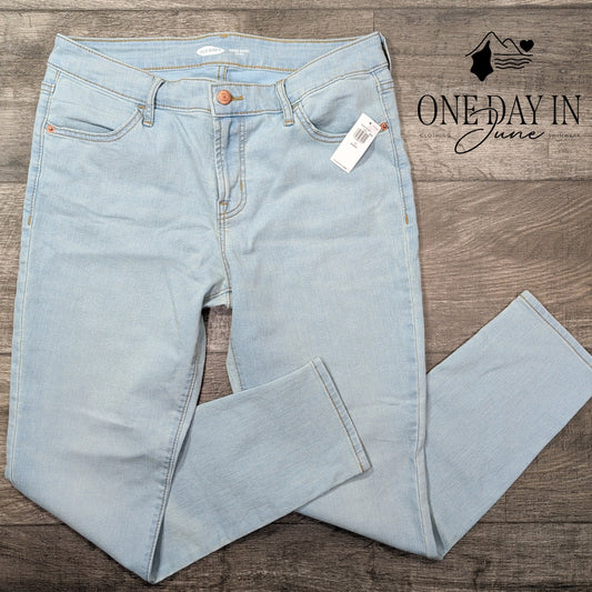 Old Navy Mid Rise Super Skinny Jeans Size 10