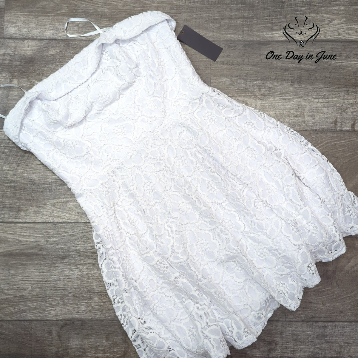City Studio White Floral Lace Fit Flare Mini Dress Spaghetti Strap NWT Size 13