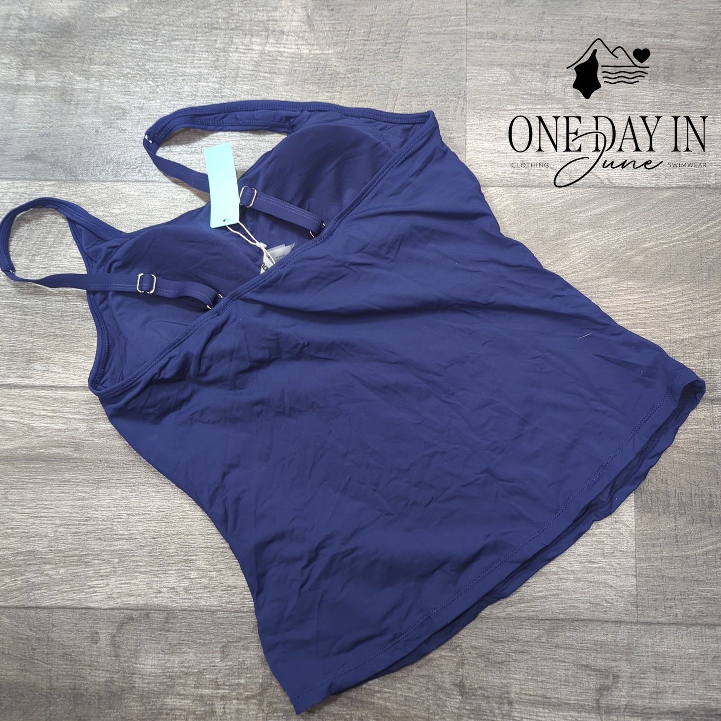 Aqua Eve Straight Neck Tankini Top Size XL