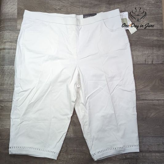 Alfred Dunner Plus Size Slimming Waistband Capri Pants Size 24W