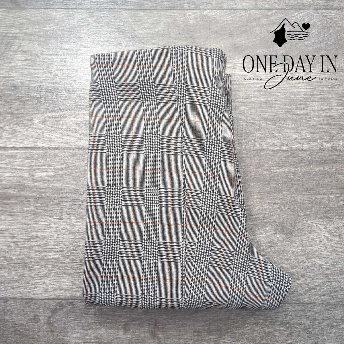 Anthropologie The Essential Crop Flare Pants Gray Plaid Orange Stretch Size 8