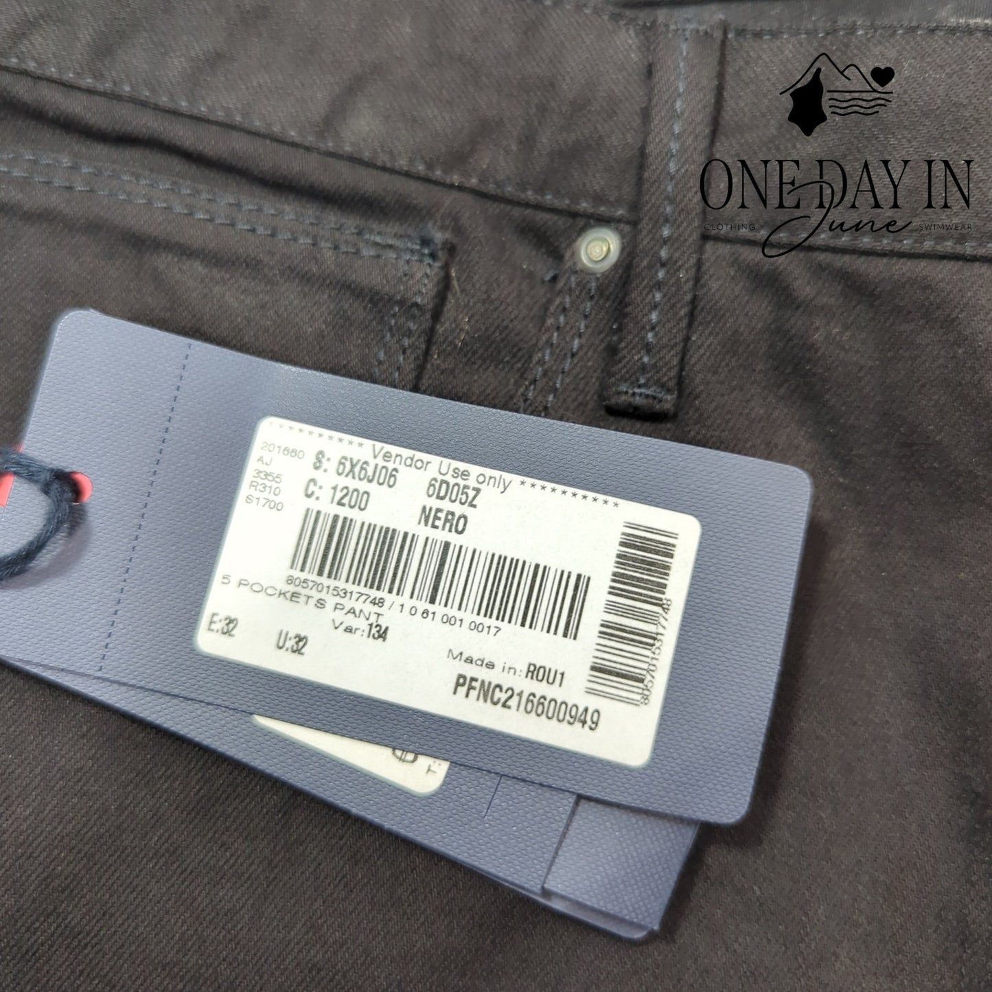 Armani Jeans Jeans J06 Slim Fit Black Stretch Denim NWT Size 32X34