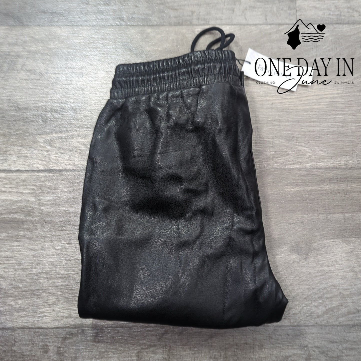 Tahari Faux Leather Drawstring Jogger Pants Size XS