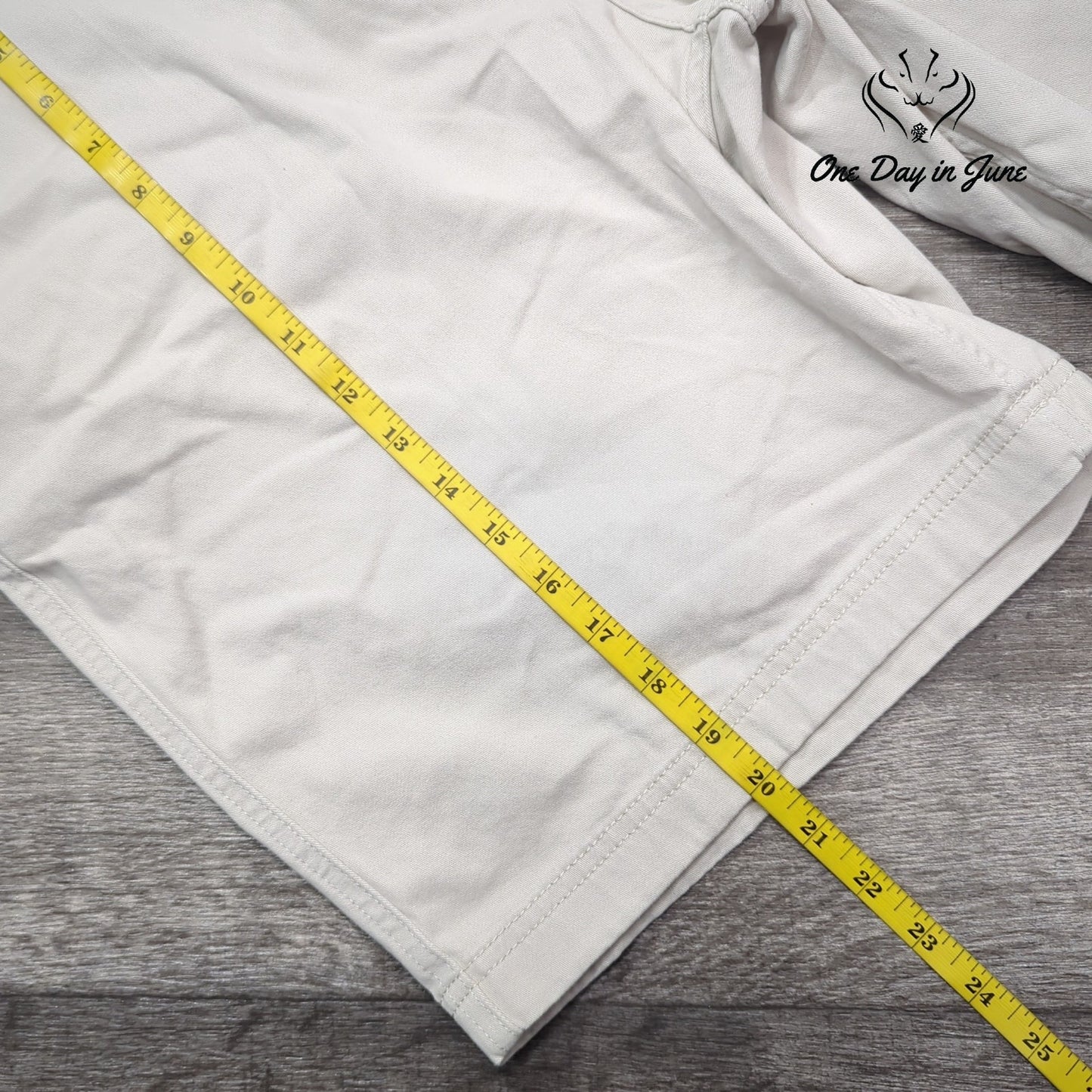 St. John's Bay Comfort Stretch Above Knee Shorts Size 42