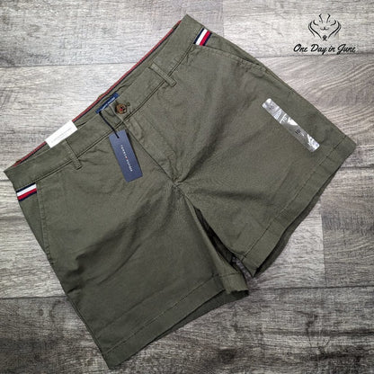 Tommy Hilfiger Classic Stretch Shorts Size 10