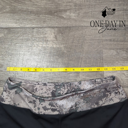 Girls With Guns Work Out Yoga Pants Size L