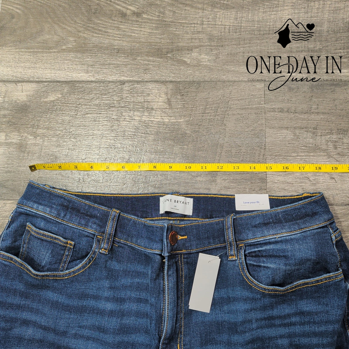Lane Bryant Boyfriend Capri Jeans Mid Rise Petite Medium Wash NWT Size 18P