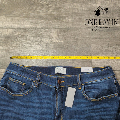 Lane Bryant Boyfriend Capri Jeans Mid Rise Petite Medium Wash NWT Size 18P