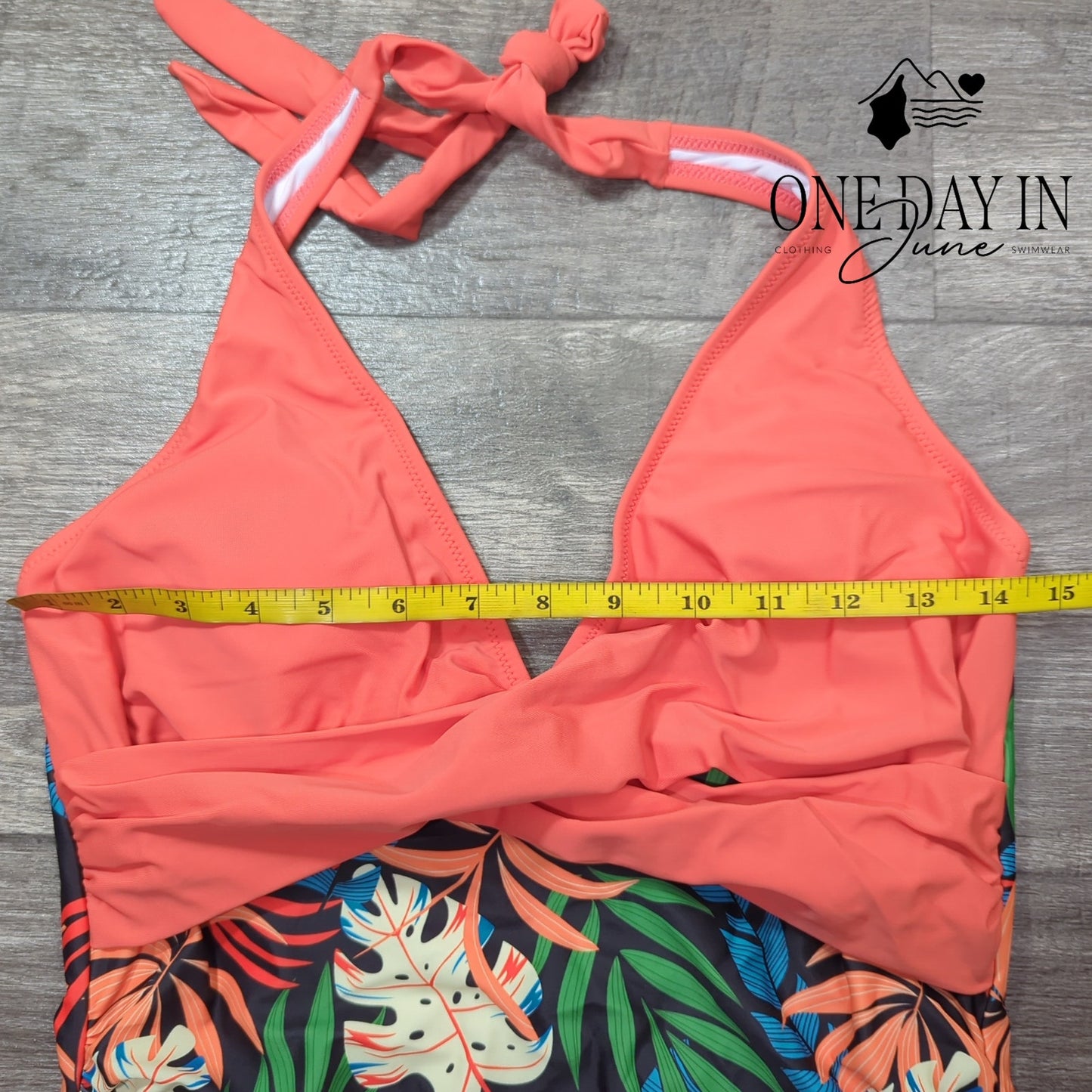 Aleumdr Tropical Twist Front Halter One Piece Swimsuit Size L