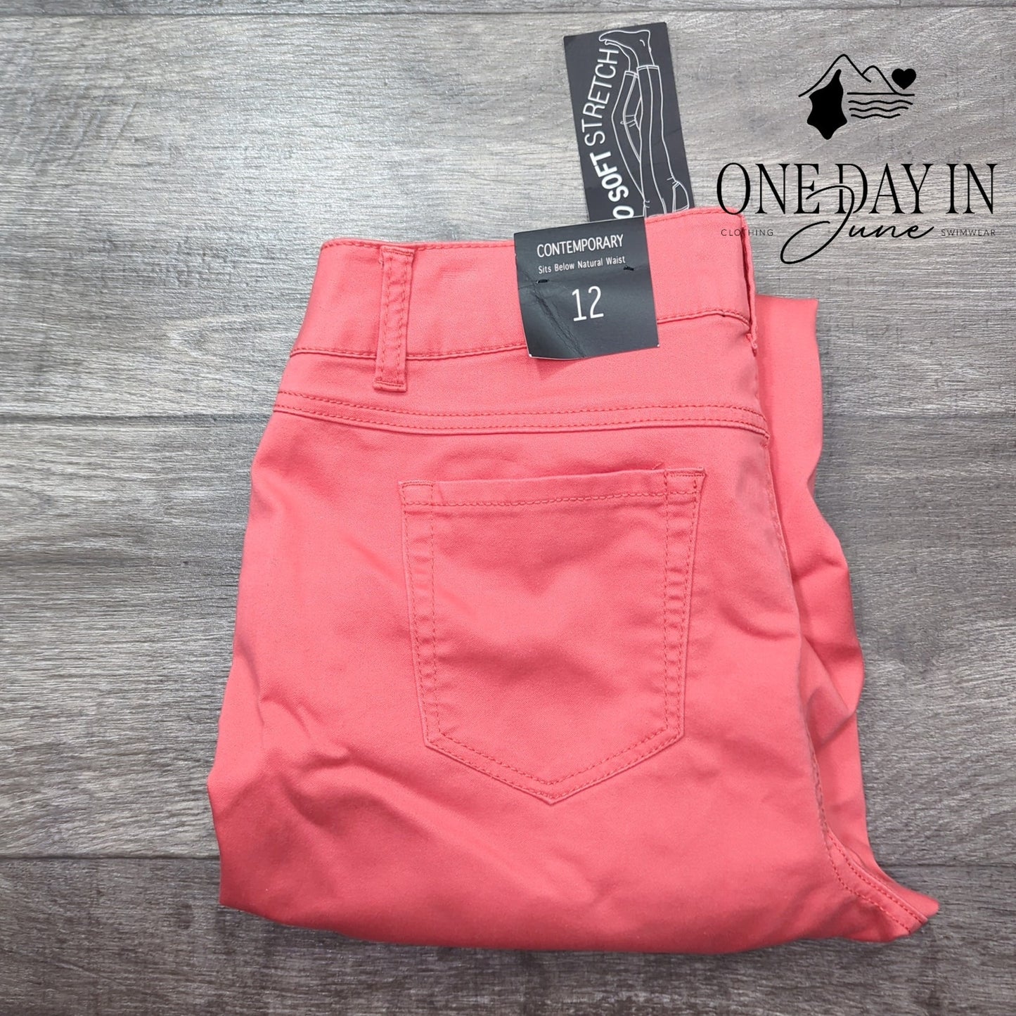 Cato Contemporary Super Soft Crop Jeans Size 12